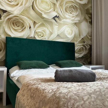 Hostel Przed Switem Gorzów Wielkopolski Εξωτερικό φωτογραφία
