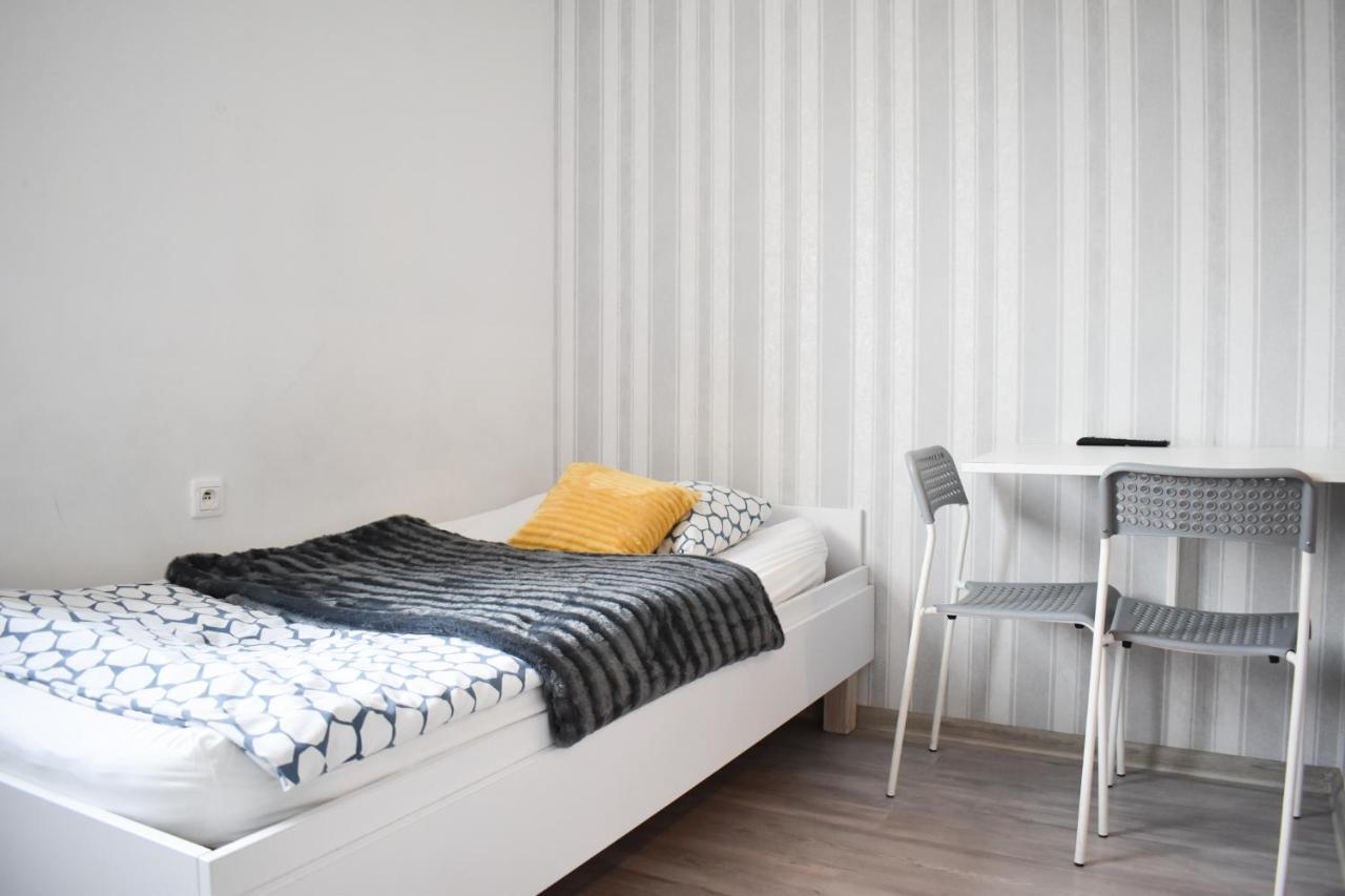 Hostel Przed Switem Gorzów Wielkopolski Εξωτερικό φωτογραφία