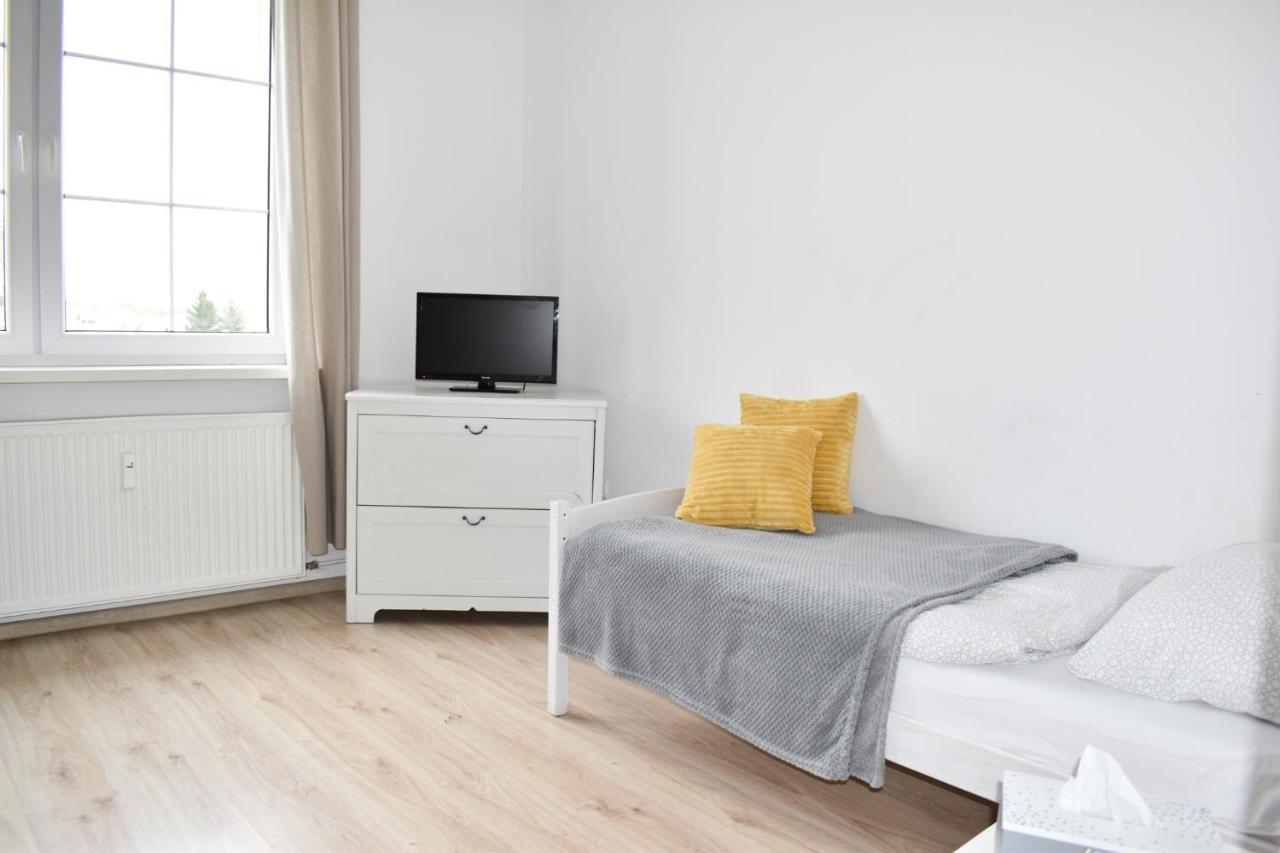 Hostel Przed Switem Gorzów Wielkopolski Εξωτερικό φωτογραφία