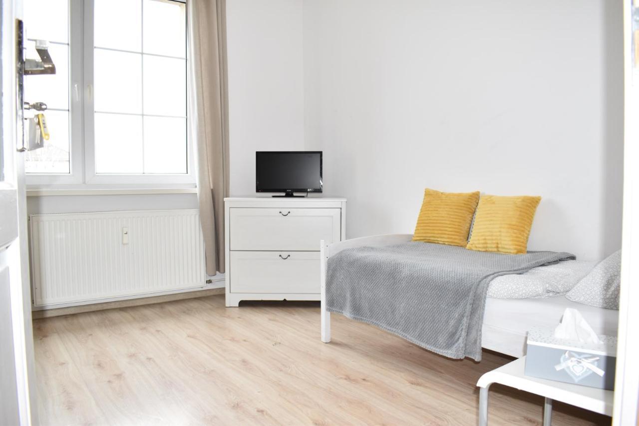 Hostel Przed Switem Gorzów Wielkopolski Εξωτερικό φωτογραφία